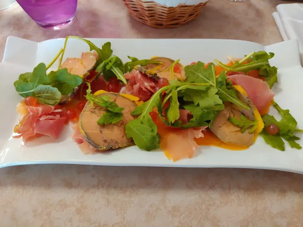 Valentin de Haut_Le Relais des Deux Nièvre_Guérigny_review