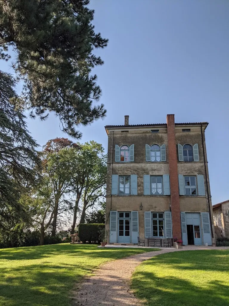 Amitav Ghosh_Château des Poccards_Hurigny_review