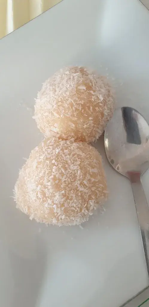 Greg 68_Vina Wok_Gueugnon_review