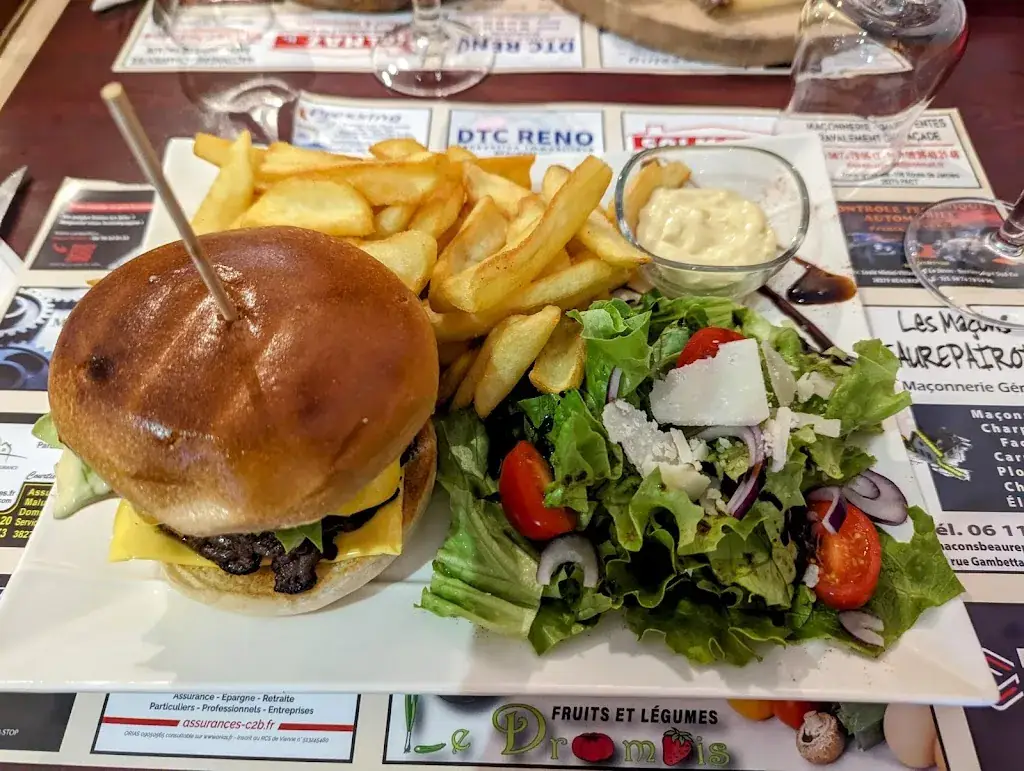 Menü_La Petite Taverne_Beaurepaire_Bild_6