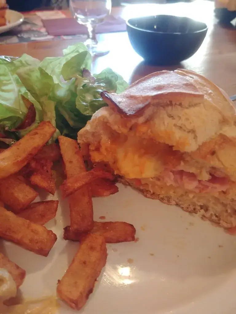 Julie Voyage et Photo_Au Palet Du Roy_Pontarlier_review