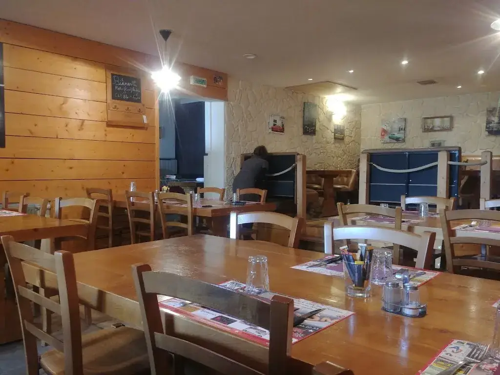 Au Palet Du Roy_Pontarlier_slider_image_1