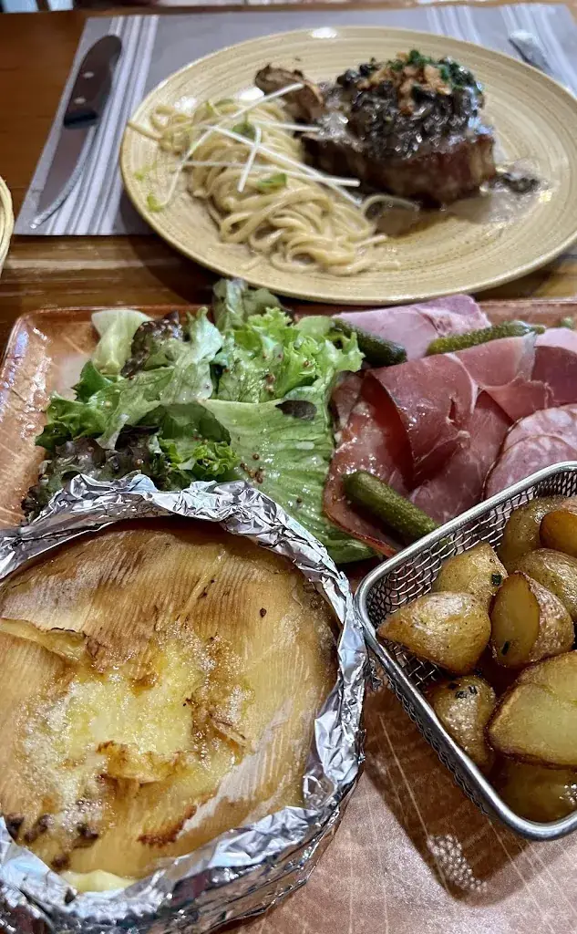 Sheila Cromie_La Taverne Comtoise_Métabief_review