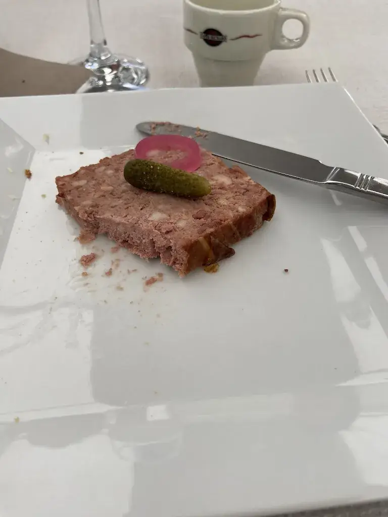 Sandy CC_Les Calèches du Saut du Doubs_Villers-le-Lac_review