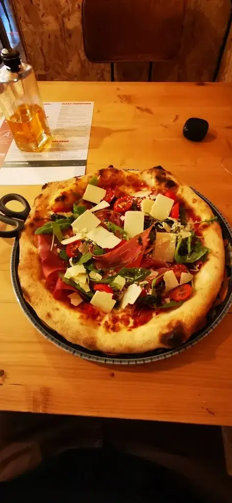 winsley willman_L'atelier_Pontarlier_review