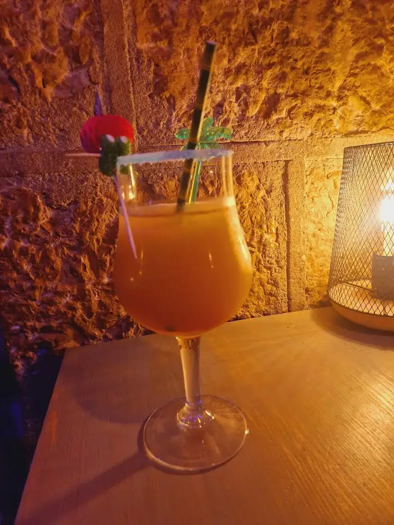 Céline Tisserand_Les sixties_Pontarlier_review