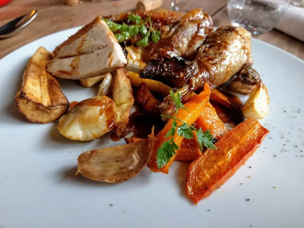 Bistro Lucien_Gevrey-Chambertin_slider_image_2