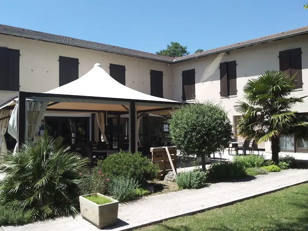 restaurant L'Armarine_Beaurepaire_slider_image_3