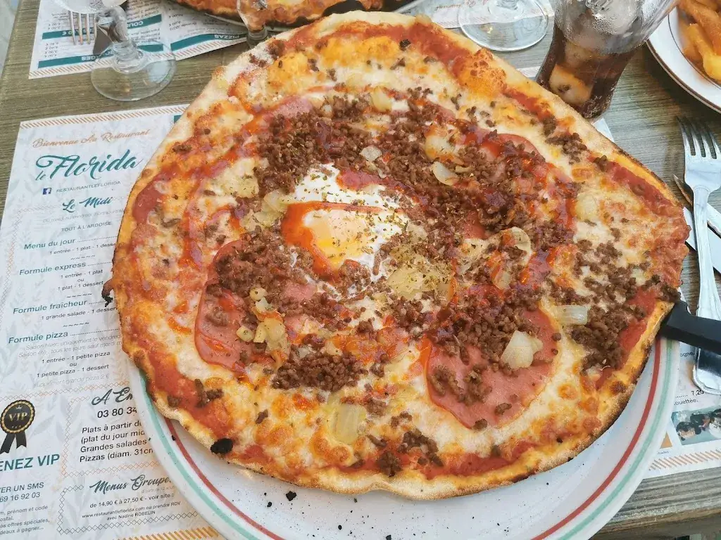 Restaurant le florida...Parc...bar...pizzeria_Brochon_slider_image_2