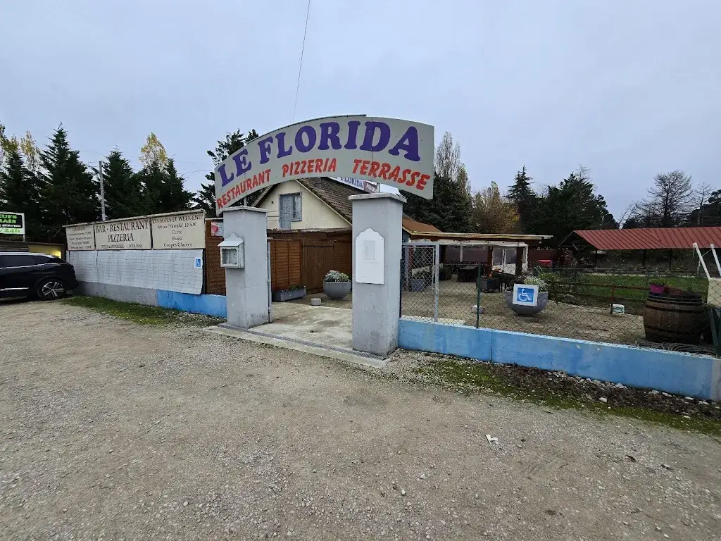 Restaurant le florida...Parc...bar...pizzeria_Brochon_slider_image_3