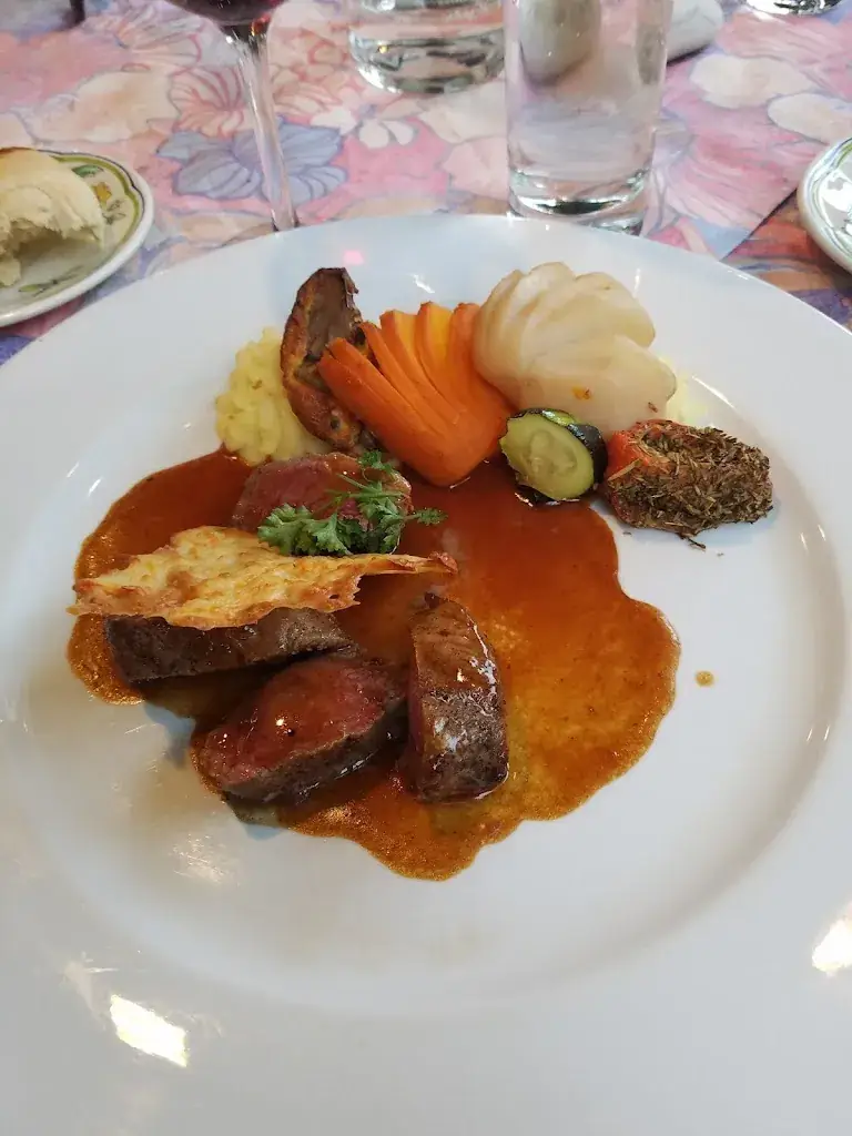 Dan Ferree_Logis Hotel Restaurant Chez Jeannette_Fixin_recensione