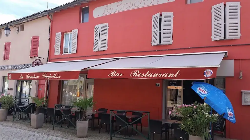 Au Bouchon Chapellois_Chapelle-de-Guinchay_slider_image_3