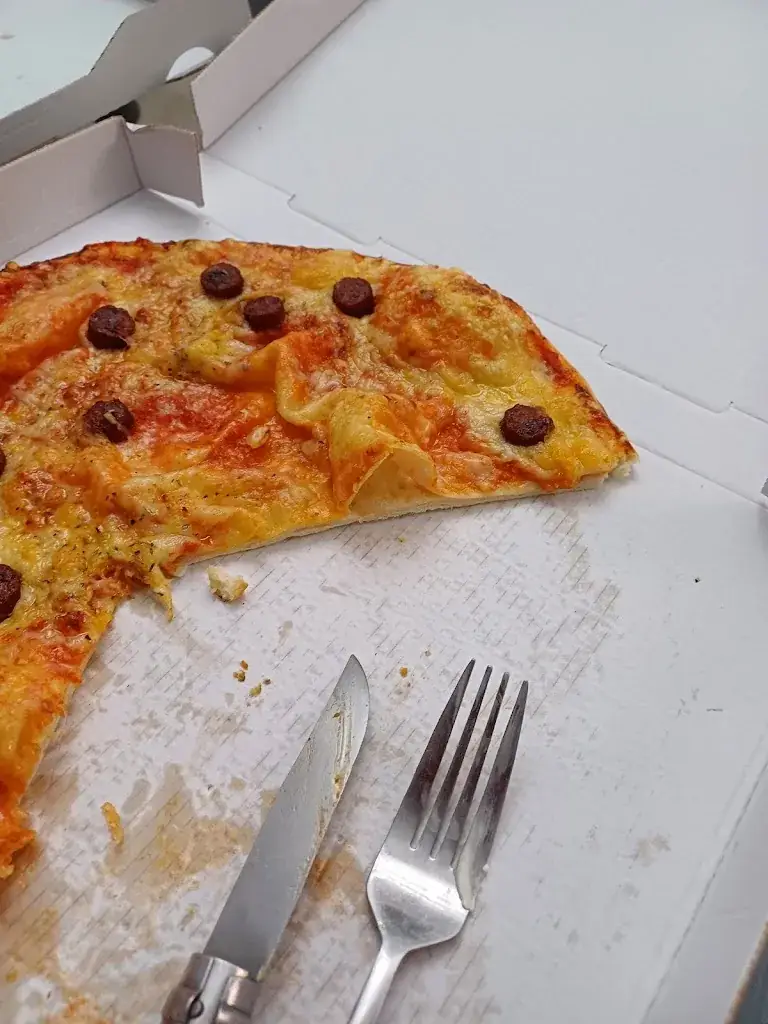 Senga Mon Ecrin_Pizzas Bellec & co_Chapelle-de-Guinchay_review