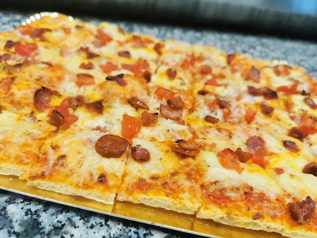 Pizzas Bellec & co_Chapelle-de-Guinchay_slider_image_3