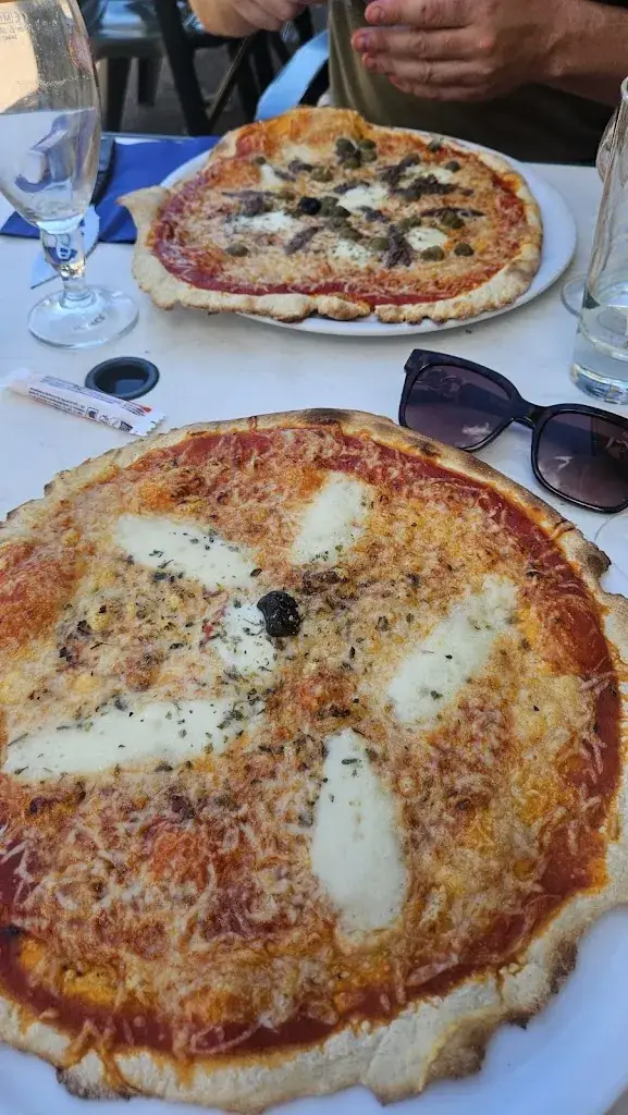 Restaurant Pizzeria Chez Giovanni_Roche-Vineuse_slider_image_2