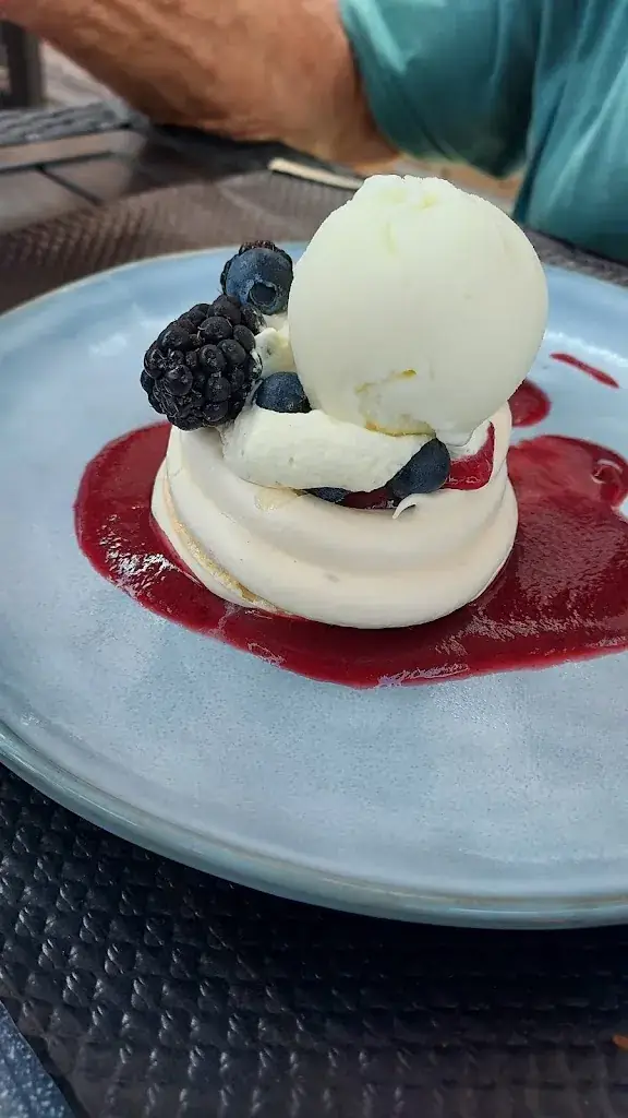 FIFI LILI_Le rendez-vous des 2 roches_Prissé_review