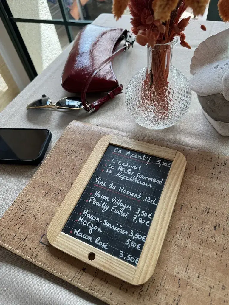 Menu_Auberge des 2 Roches_Vergisson_image_1