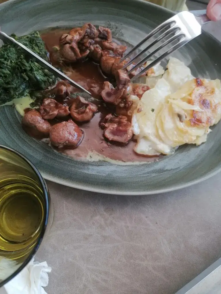 Menu_Auberge des 2 Roches_Vergisson_image_9