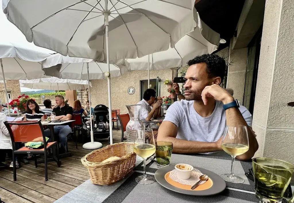 John Hamer_Auberge des 2 Roches_Vergisson_review