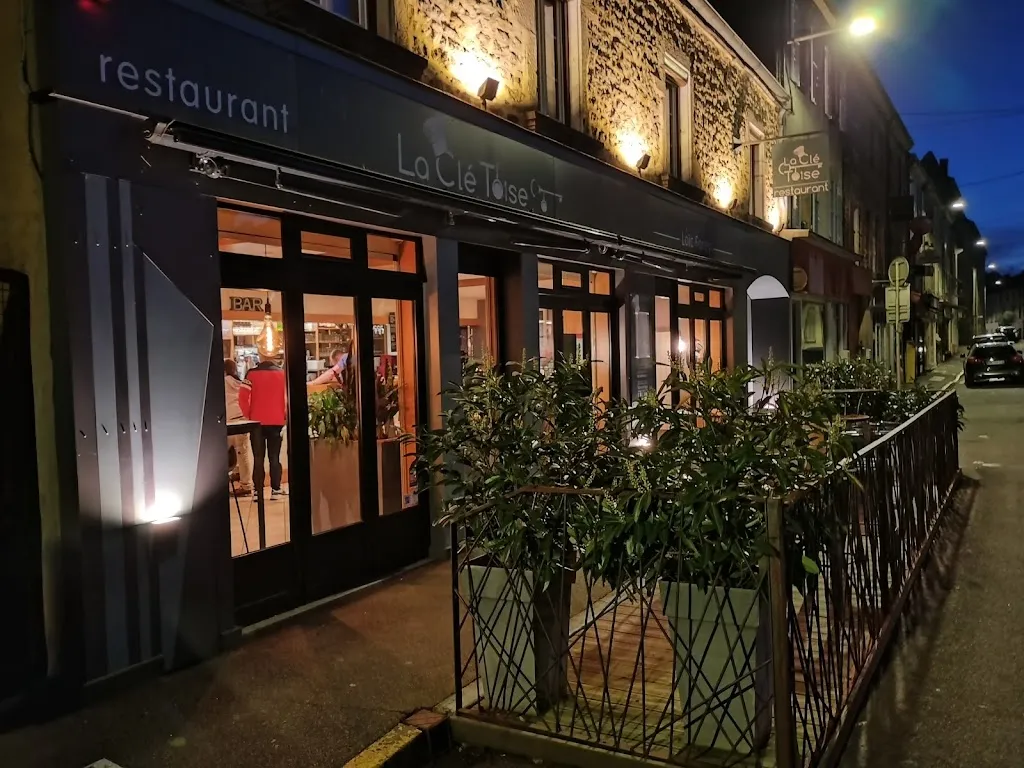 Will Lathouwers_La Clé Toise_Clayette_review