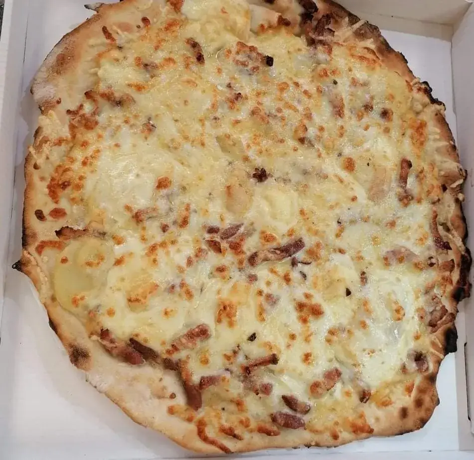 Salvatore Pizza_Clayette_slider_image_2