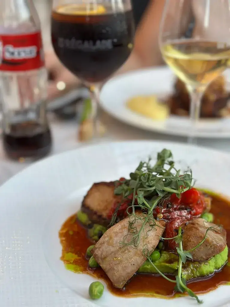 LA RÉGALADE Beaune_Beaune_slider_image_3