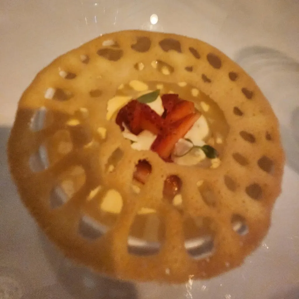 Melanie Allen_Ermitage de Corton_Chorey-les-Beaune_review