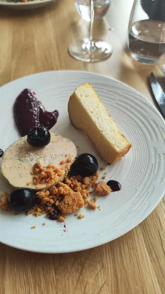 EEY_Restaurant L'Icaunais_Laroche-Saint-Cydroine_review