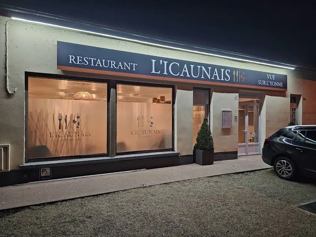 Restaurant L'Icaunais restaurant in Laroche-Saint-Cydroine