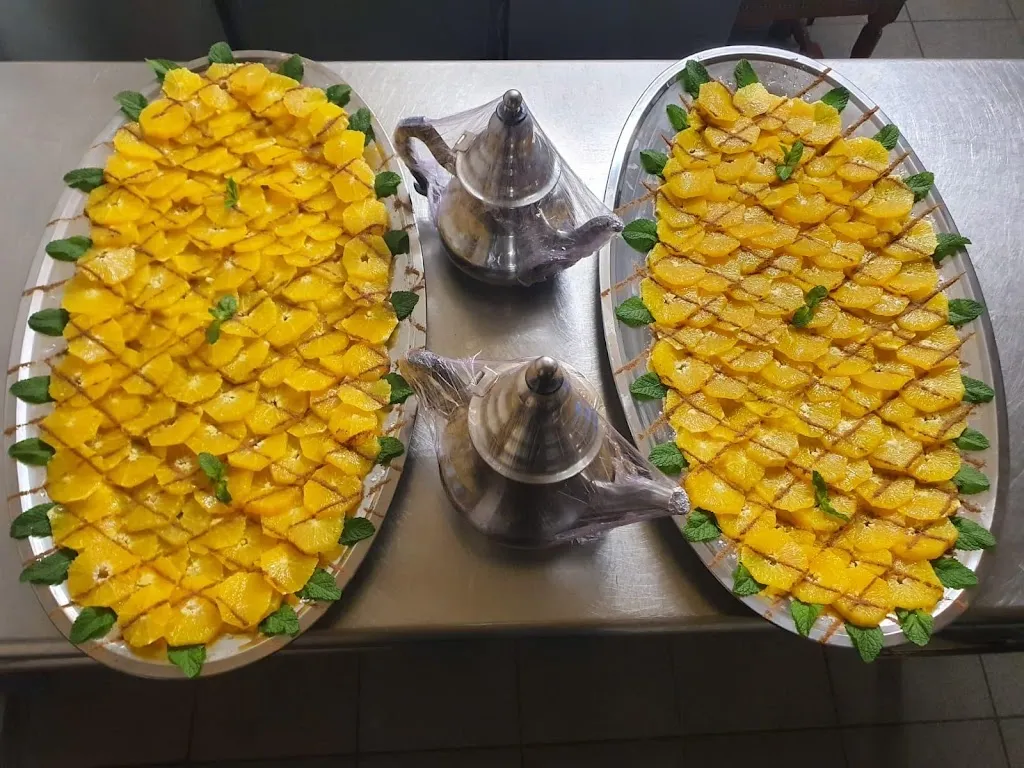 Le Riad de Marrakech_Laroche-Saint-Cydroine_slider_image_3