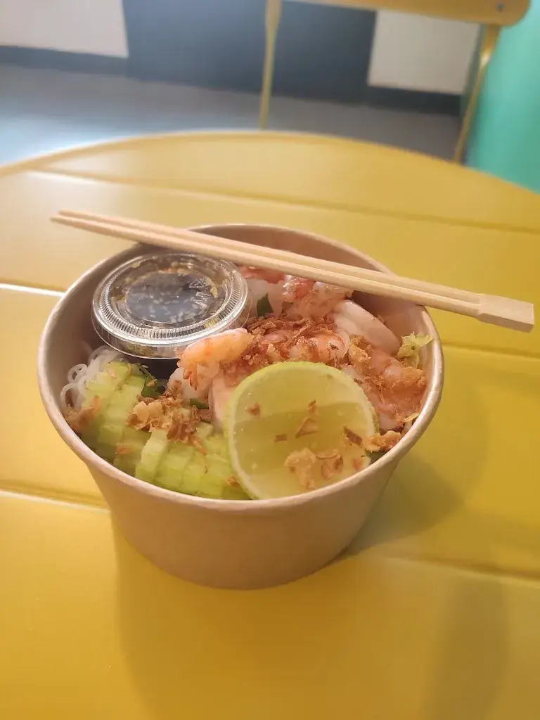 Megane Ville_Yamika_Lamarche-sur-Saône_review