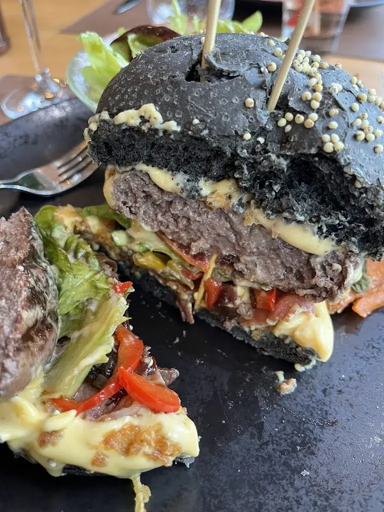 Johnny DROZ-GREY_L'atelier du boeuf_Fins_avis