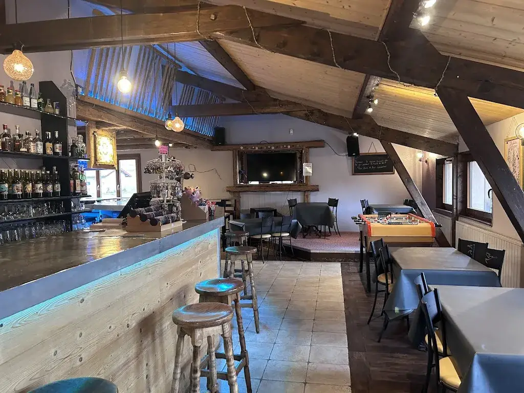 Restaurant le Snabeudzi restaurant in Fourgs