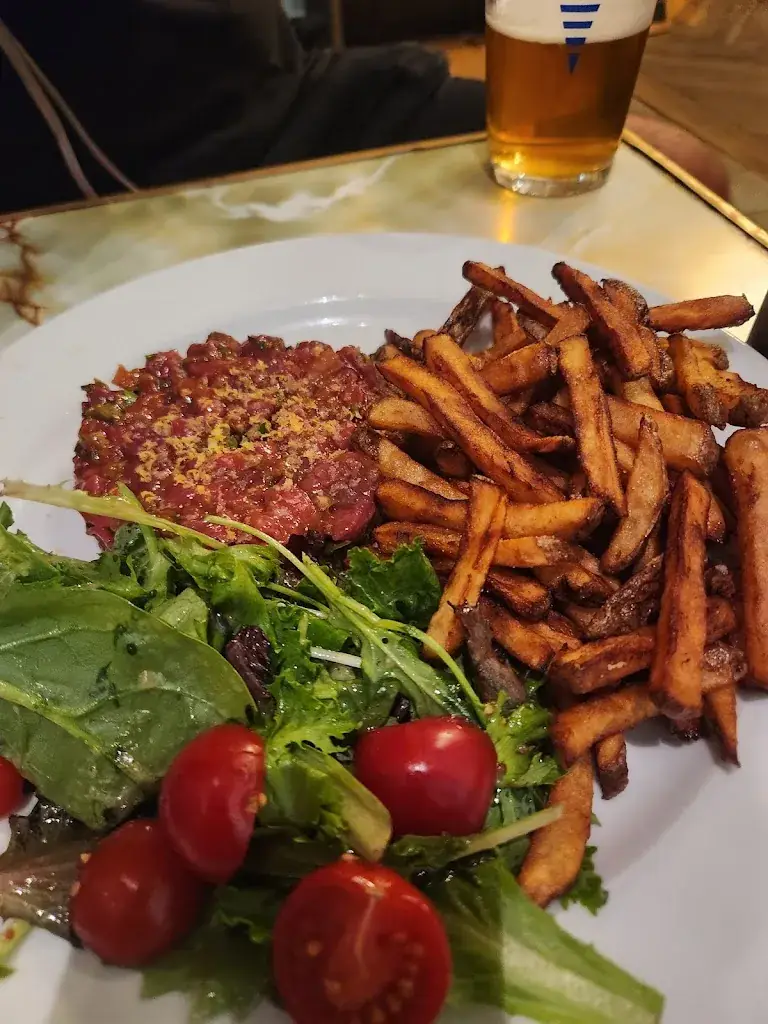 Pei-Ciao Tang_Longchamp Palace_Marseille_review