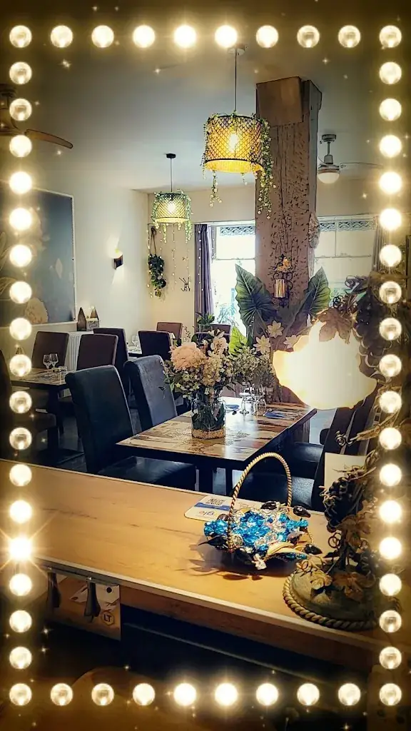 LA TABLE DU SANDICO_Saint-Julien-du-Sault_slider_image_1