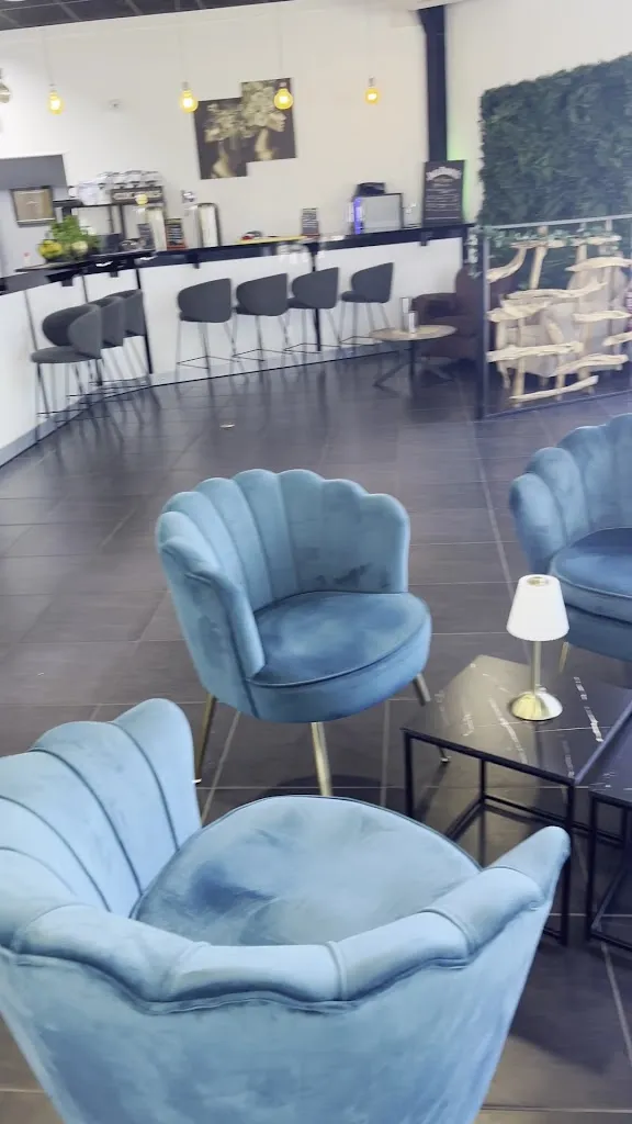 Jesús Vandres_LA CEZARINE_Champlay_review