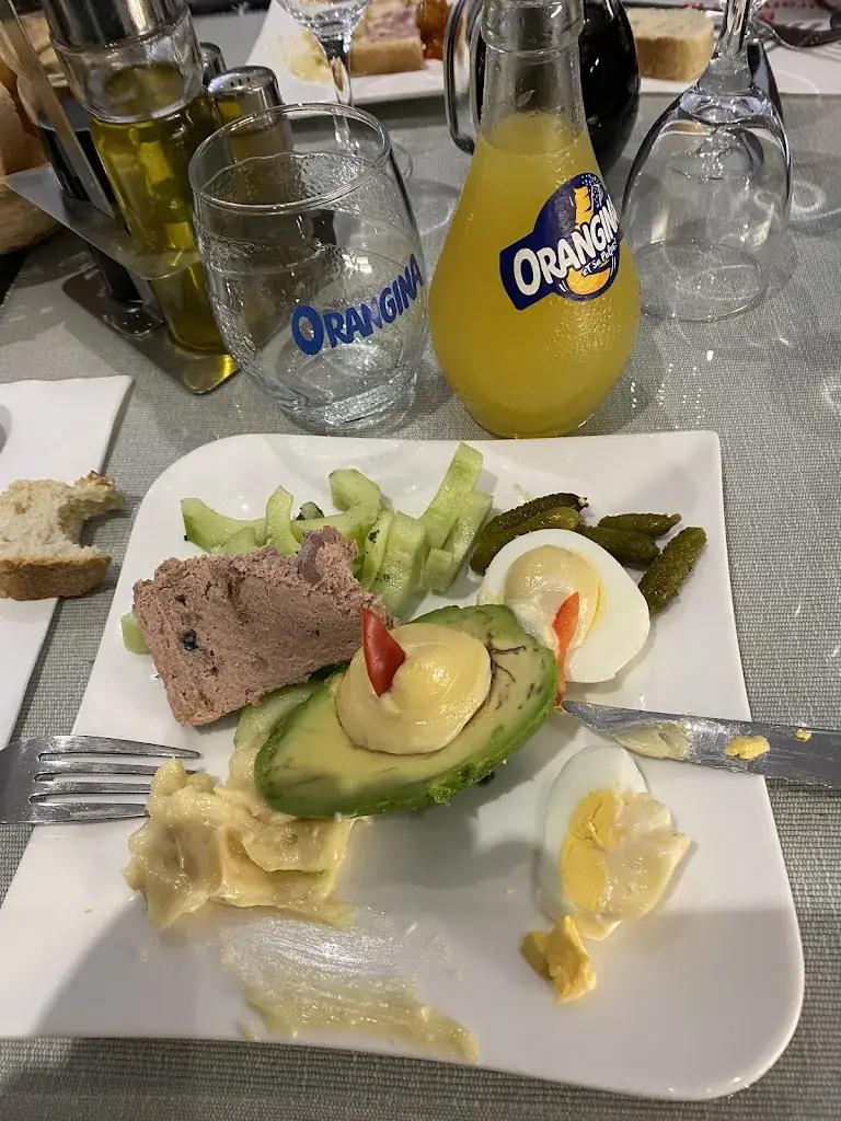 Restaurant de la Gare_Saint-Julien-du-Sault_slider_image_3