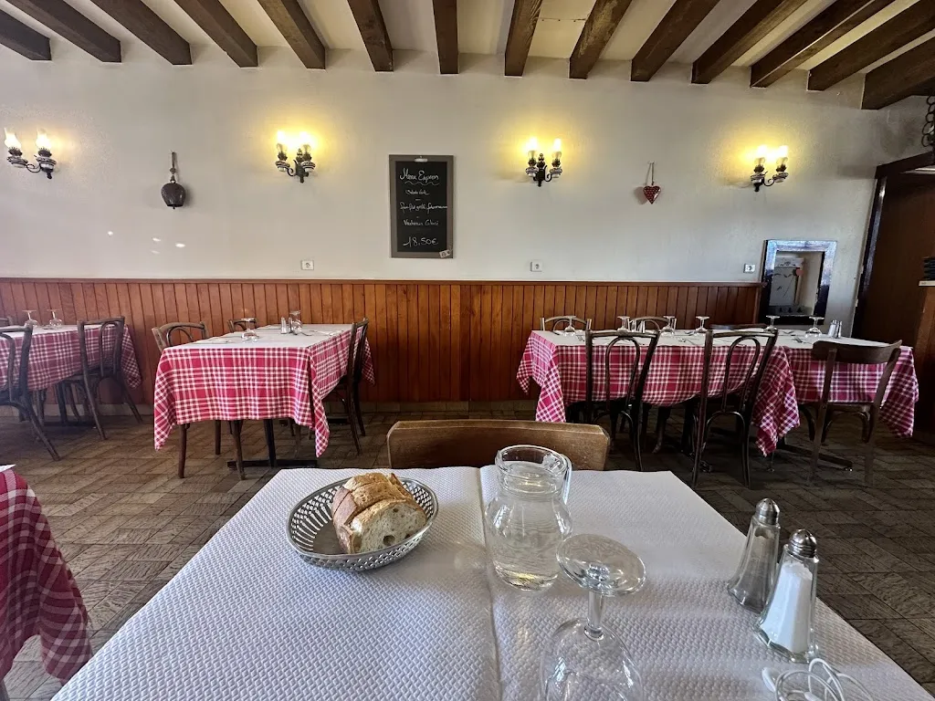 Restaurant Guyot Le Commerce ristorante a Levier
