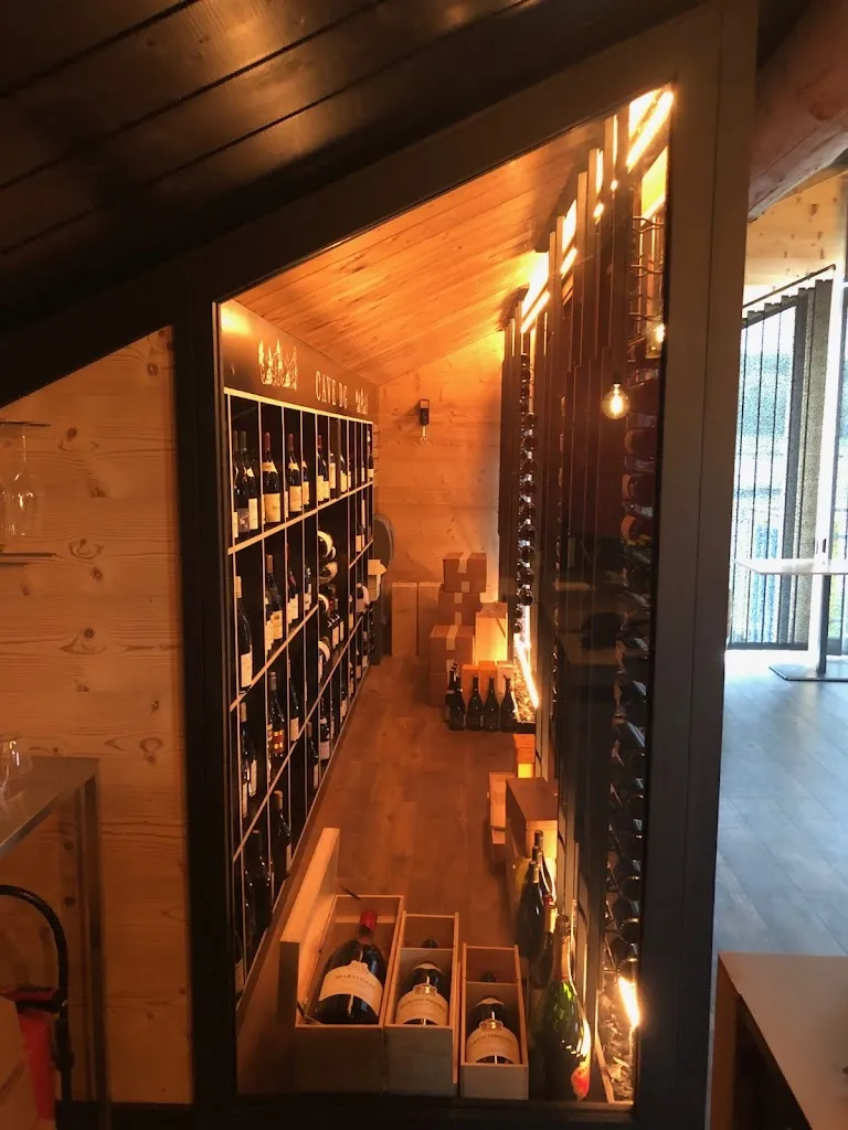 Annie RAVONIARIMANANA_Restaurant de l'Enclos  ouvert le soir sur réservation_Levier_review