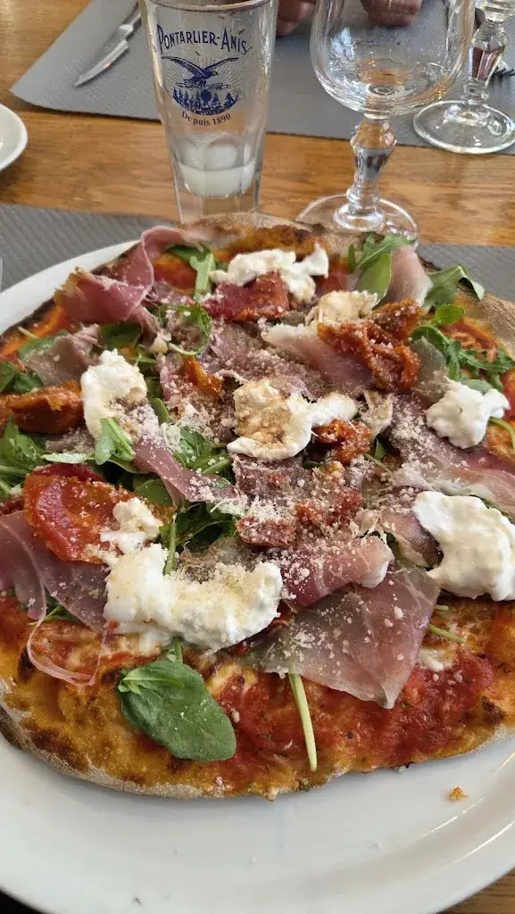 Pizzeria le pizzaiolo_Longchaumois_slider_image_2