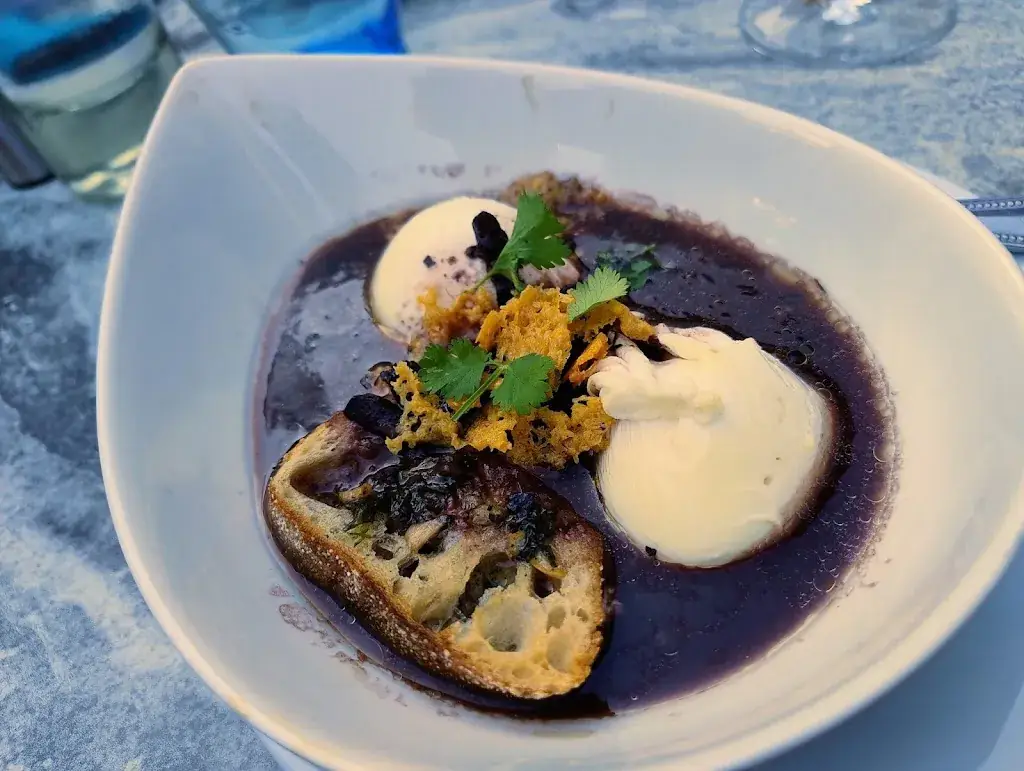 Andre Speek_La Pomme D'Or_Charité-sur-Loire_review