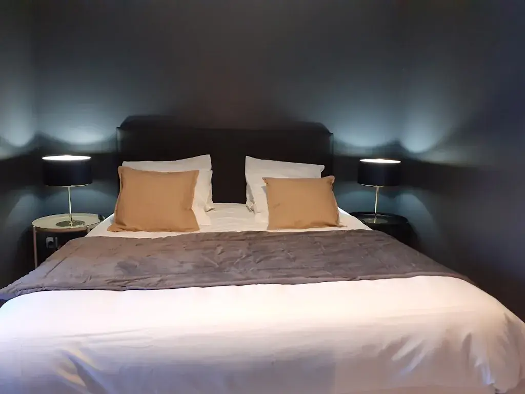 La Pomme D'Or_Charité-sur-Loire_slider_image_2