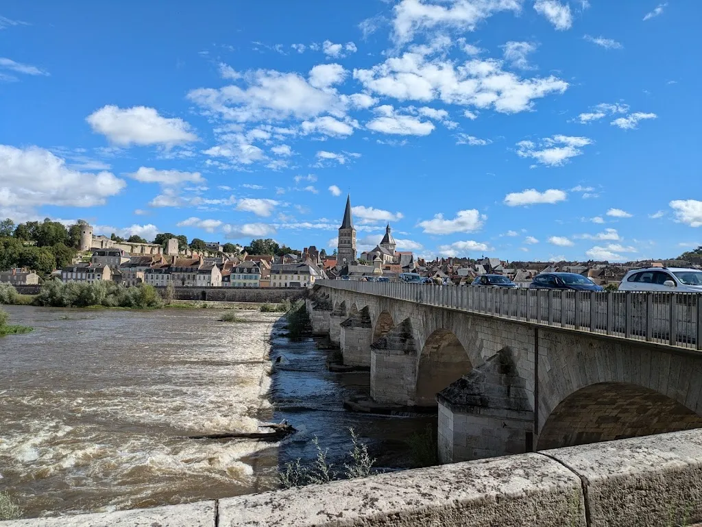 Le Saint Pa IV_Charité-sur-Loire_slider_image_3