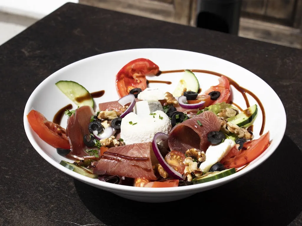 Le Central_Charité-sur-Loire_slider_image_2