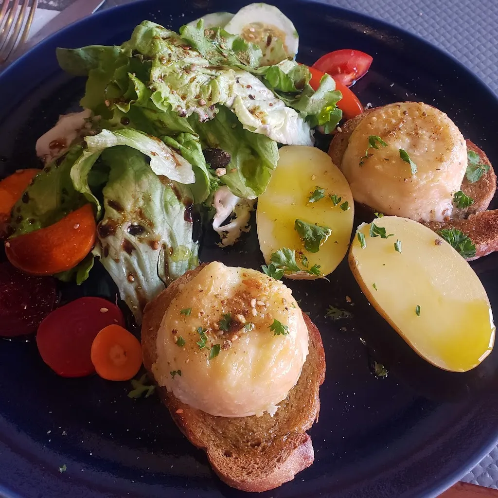 Menu_COM Chez Nous_Charité-sur-Loire_image_5