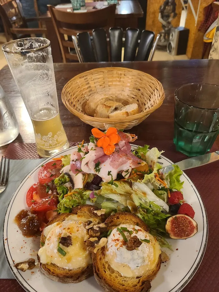 COM Chez Nous_Charité-sur-Loire_slider_image_3