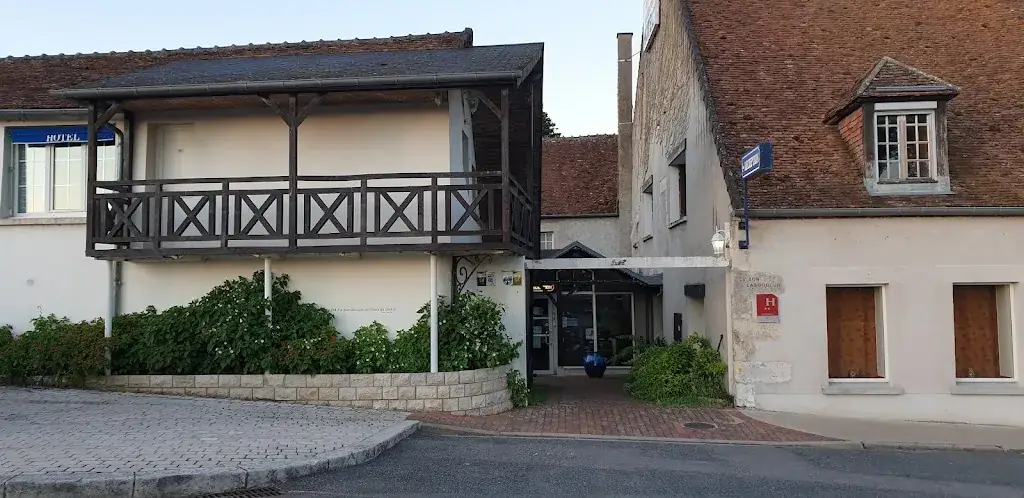 Le Bon Laboureur restaurant in Charité-sur-Loire