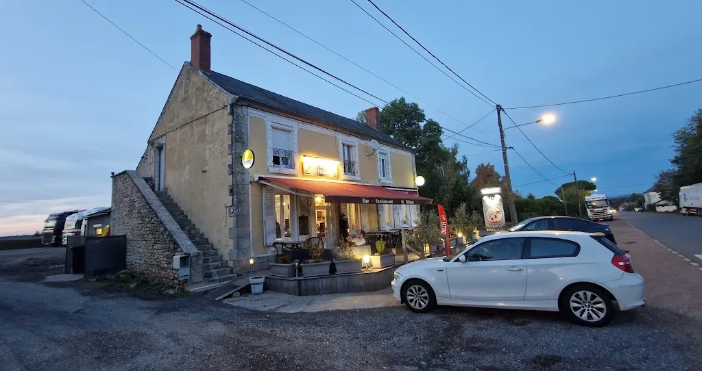 Le Saint Hélène_Varennes-lès-Narcy_slider_image_3