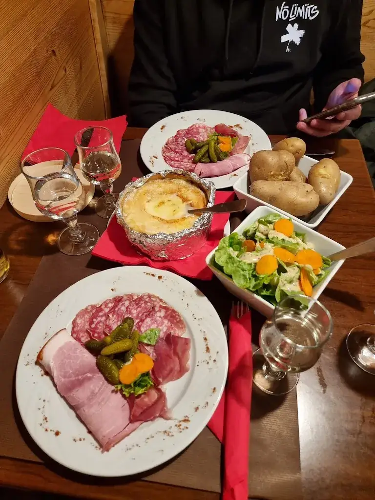 Diana Maria_Le Chamois_Métabief_recensione