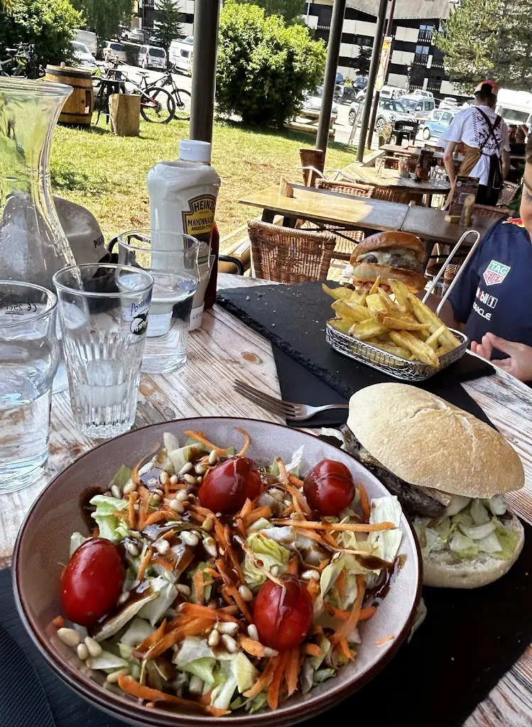 SG X_Gliss'Bar - Pub - Burgers Bières Cocktails_Métabief_review